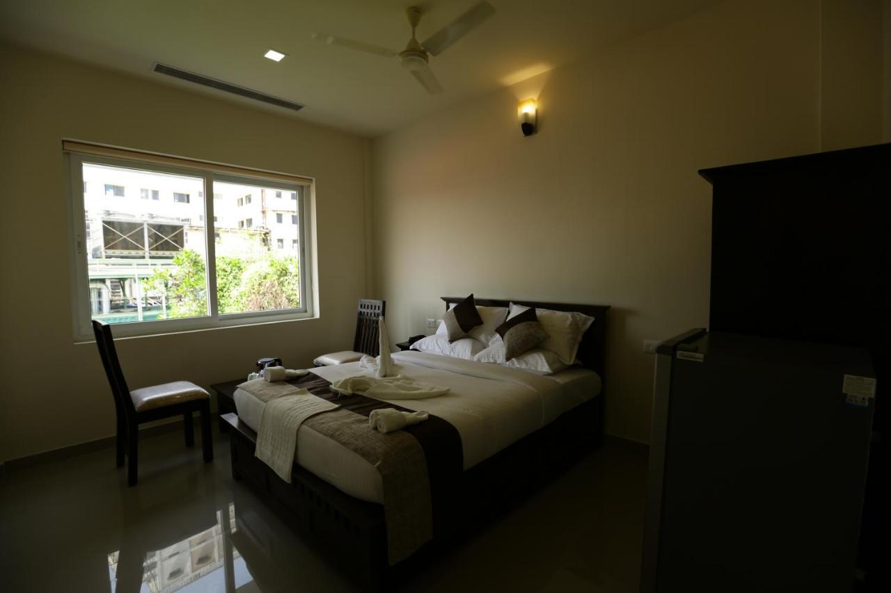 Le Noor Hotel Kochi Екстериор снимка