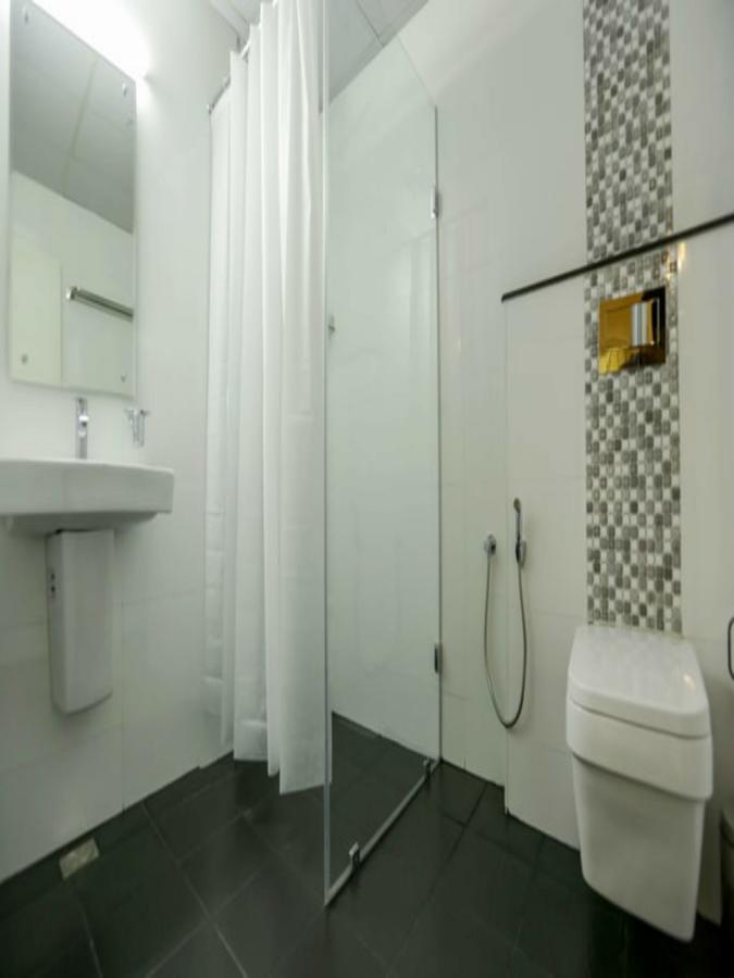 Le Noor Hotel Kochi Екстериор снимка