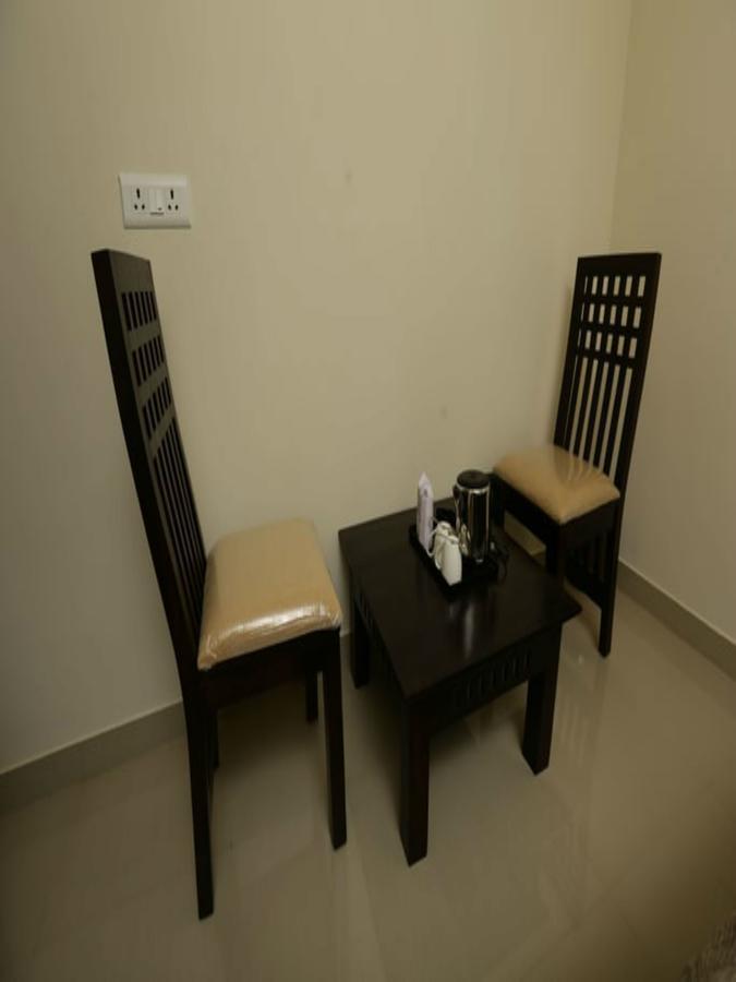 Le Noor Hotel Kochi Екстериор снимка